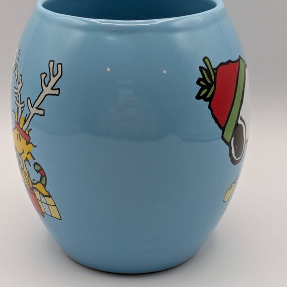 Peanuts Snoopy & Woodstock Christmas Mug 2022 - Bioworld, 4.75" Tall - Picture 4 of 7